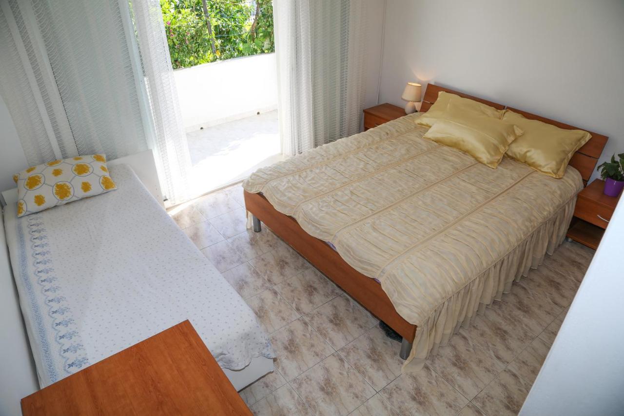 Apartments Butkovic Хвар Екстериор снимка