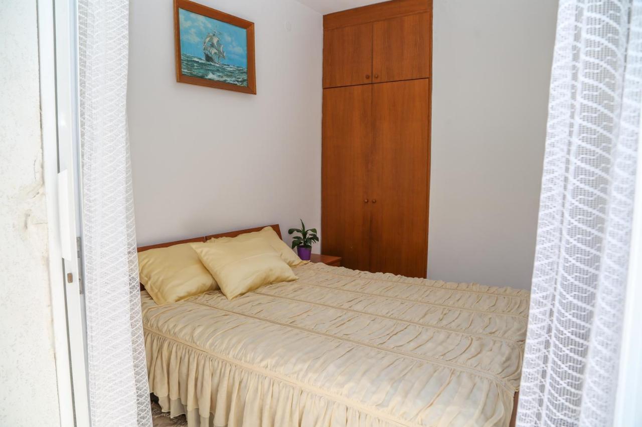 Apartments Butkovic Хвар Екстериор снимка
