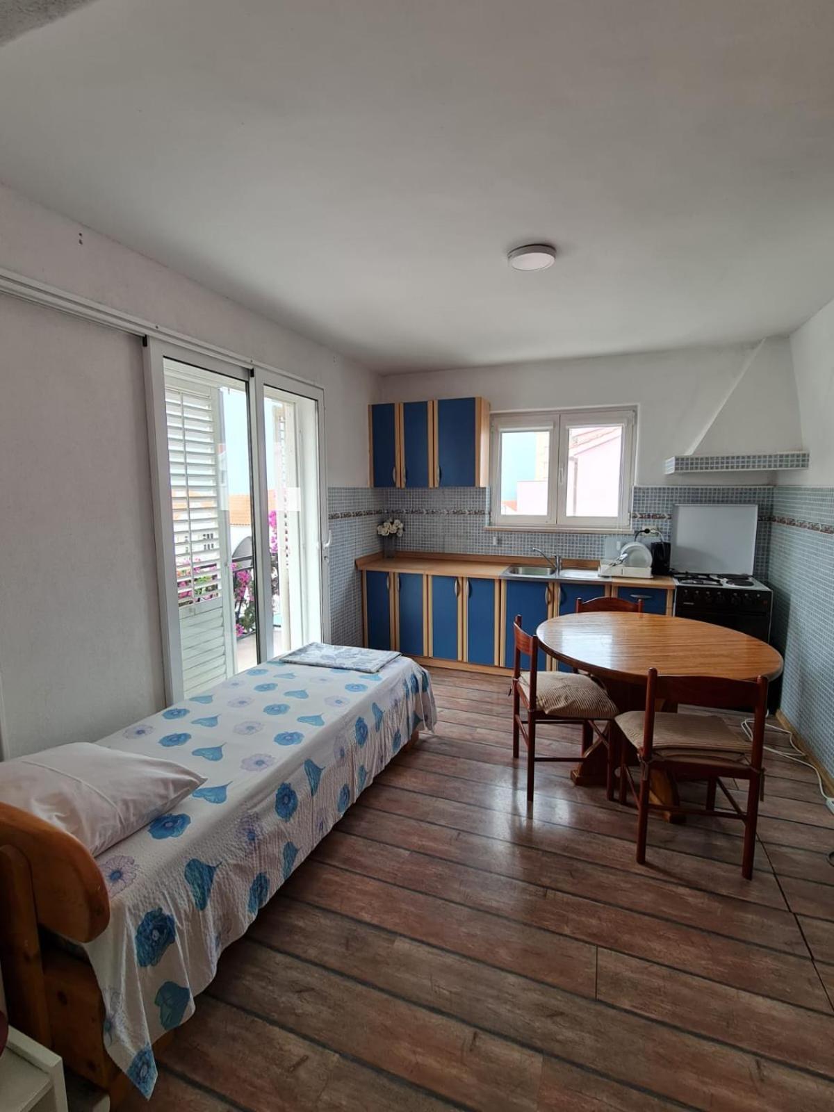 Apartments Butkovic Хвар Екстериор снимка