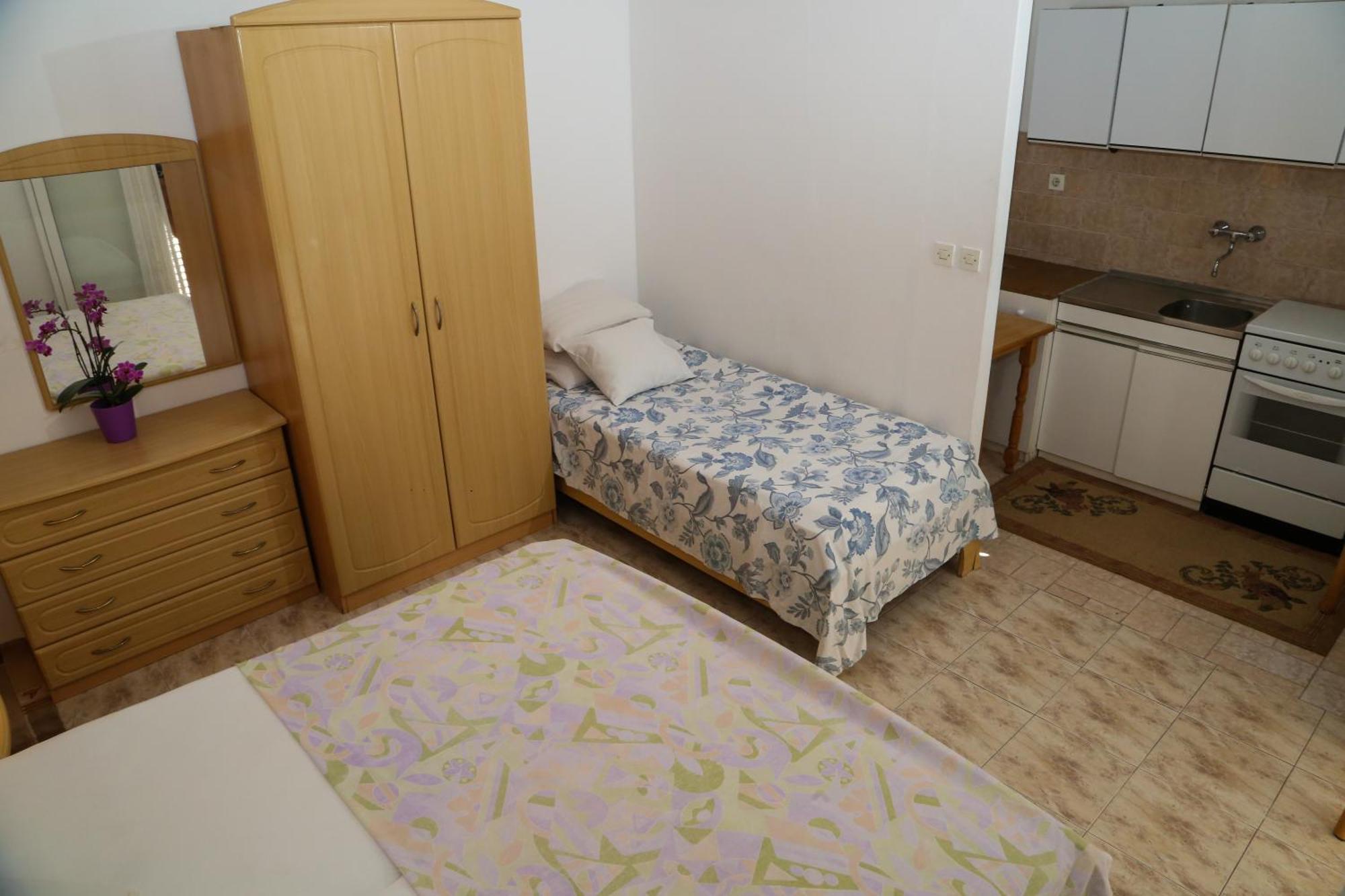 Apartments Butkovic Хвар Стая снимка